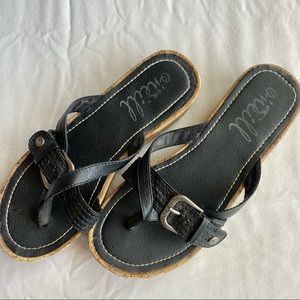 O’Neil sandals 🩴